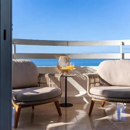 Lighthouse - Exclusive Sea View 180º, Pool, Parking شقة بورتيماو